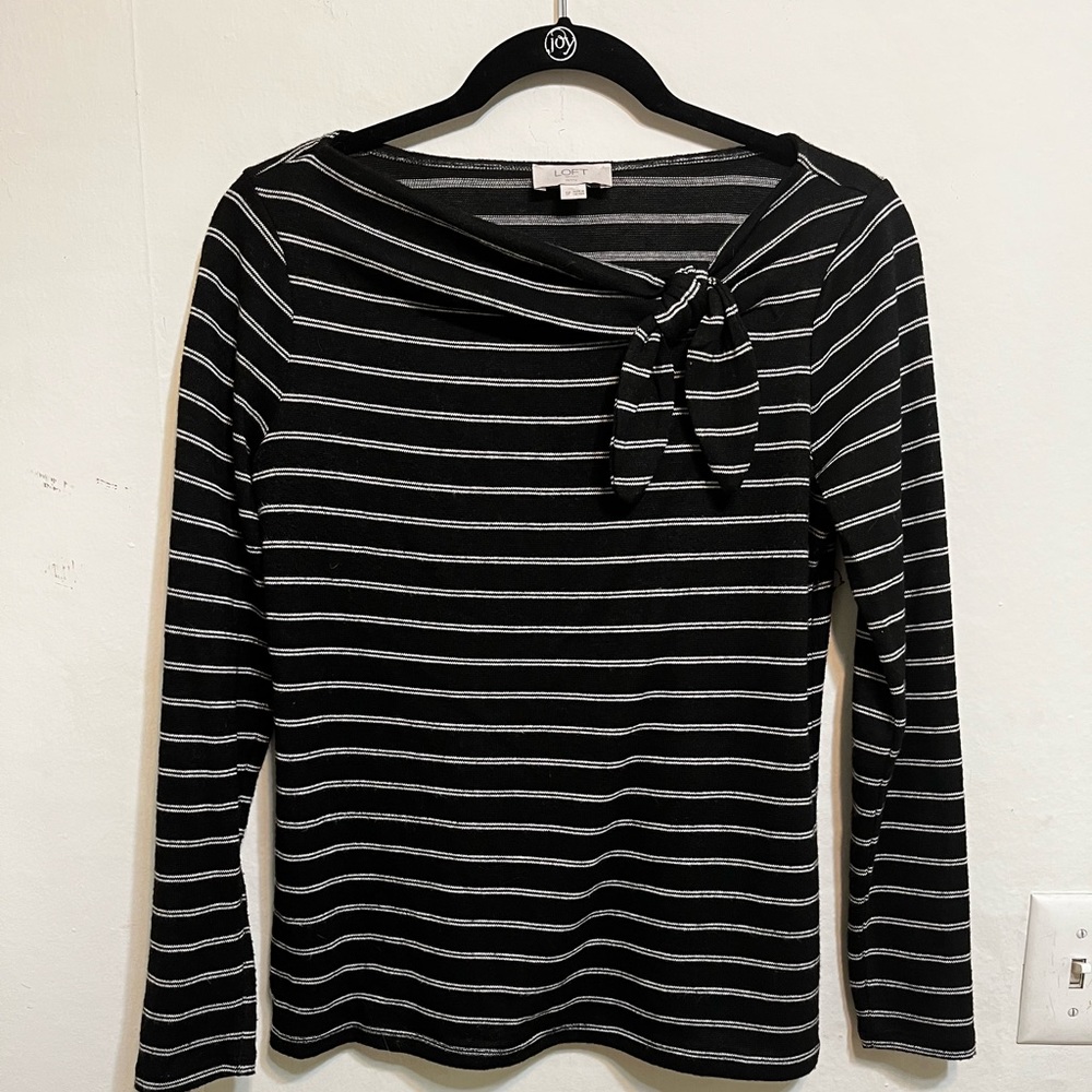 Black stripped top